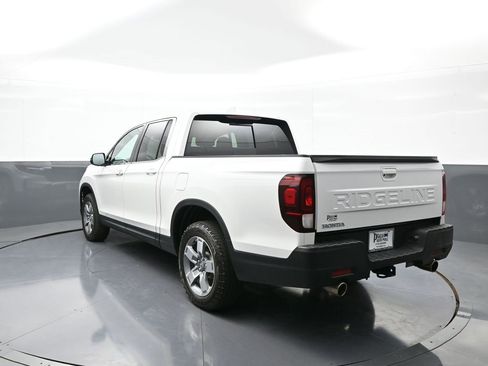 Certified 2025 Honda Ridgeline RTL image 8