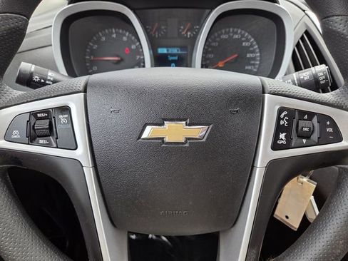 Used 2017 Chevrolet Equinox LT FWD image 31