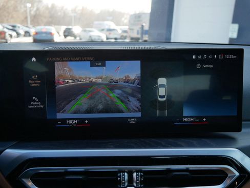 Used 2023 BMW 330i xDrive Sedan image 19