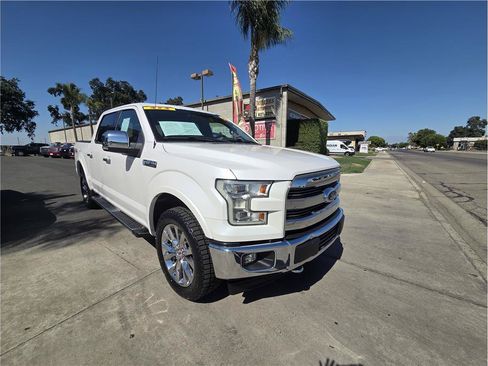 Used 2017 Ford F150 Lariat w/ Equipment Group 502A Luxury AWD/4WD image 3
