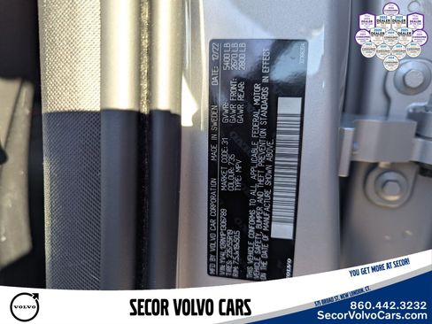 Certified 2023 Volvo XC60 B5 Plus image 30