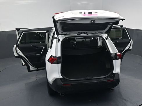 Used 2024 Toyota RAV4 XLE image 20