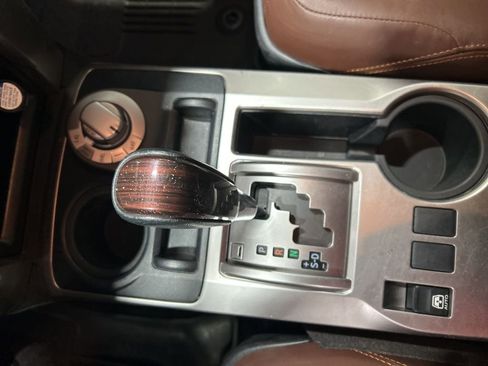 Used 2018 Toyota 4Runner Limited image 16