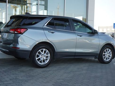Used 2024 Chevrolet Equinox LT FWD image 9