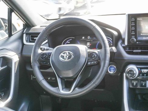 Used 2021 Toyota RAV4 XSE w/ XSE Grade Weather Package AWD/4WD image 17