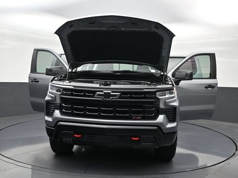 Used 2024 Chevrolet Silverado 1500 LT Trail Boss w/ Convenience Package II AWD/4WD image 38