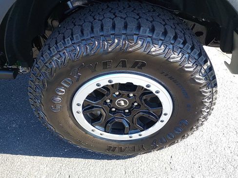 New 2025 Ford Bronco Big Bend w/ Black Diamond Package AWD/4WD image 10