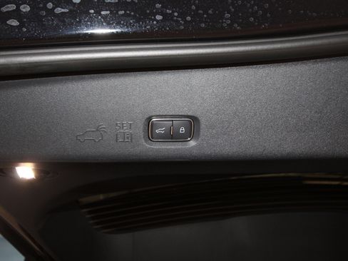 New 2026 Lincoln Navigator Reserve AWD/4WD image 40