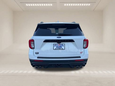 Used 2023 Ford Explorer ST w/ Equipment Group 401A image 7