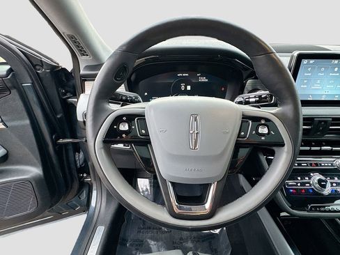Used 2022 Lincoln Corsair Reserve w/ Equipment Group 201A AWD/4WD image 10