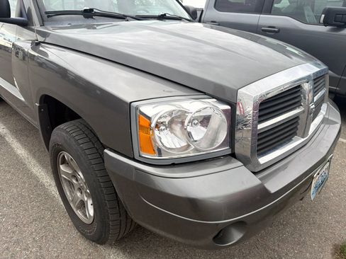 Used 2007 Dodge Dakota SLT w/ Trailer Tow Group AWD/4WD image 7
