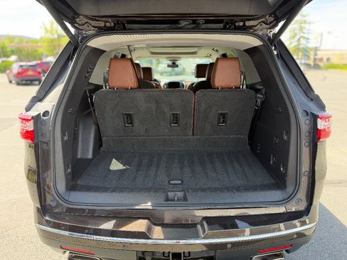 Used 2019 Chevrolet Traverse High Country AWD/4WD image 25