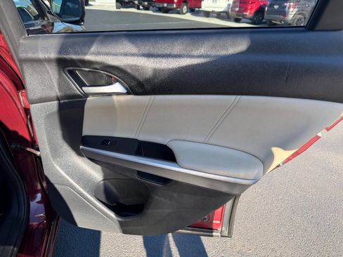 Used 2013 Honda Crosstour EX-L image 22