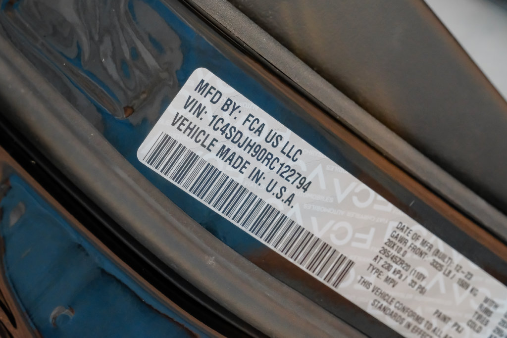 Used 2024 Dodge Durango SRT Hellcat AWD/4WD image 63