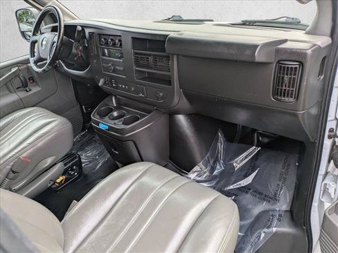 Used 2022 Chevrolet Express 2500 w/ Driver Convenience Package RWD image 19