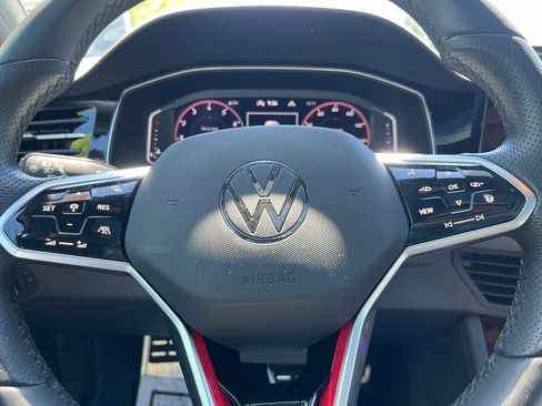 Certified 2025 Volkswagen Jetta GLI Autobahn FWD image 21