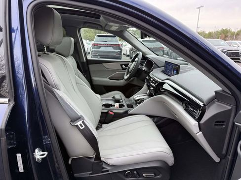 Used 2024 Acura MDX SH-AWD w/ Technology Package image 15