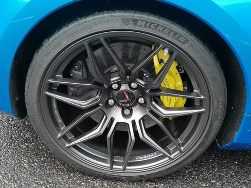 Used 2024 Chevrolet Corvette Z06 w/ Z07 Performance Package RWD image 31