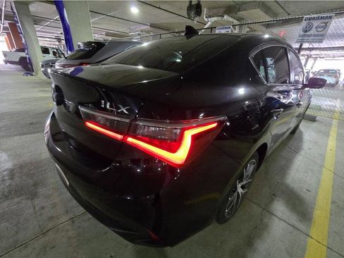 Used 2020 Acura ILX FWD image 4
