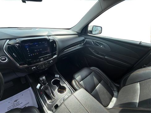 Used 2021 Chevrolet Traverse Premier AWD/4WD image 47