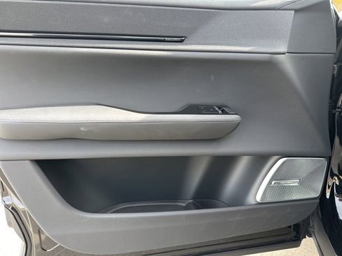 Used 2025 Polestar Polestar 3 image 15