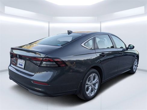 New 2025 Honda Accord LX image 3