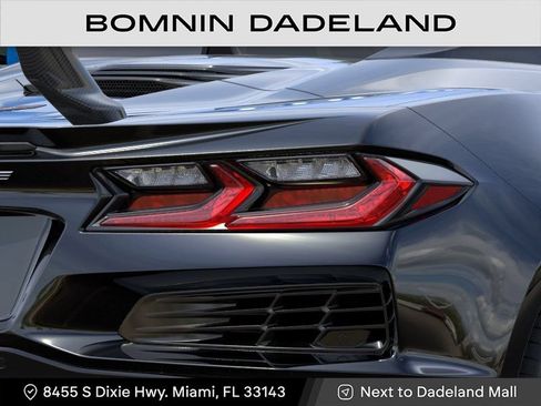 New 2026 Chevrolet Corvette ZR1 w/ ZR1 Carbon Fiber Aero Package RWD image 11