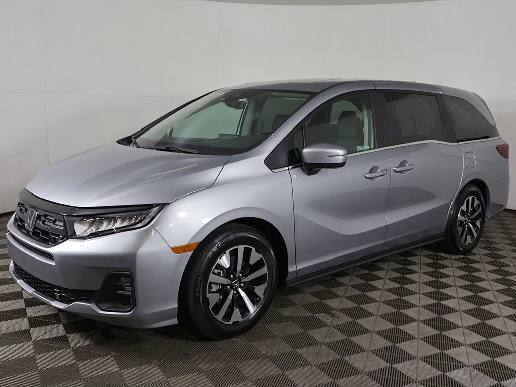 Certified 2026 Honda Odyssey EX-L image 9