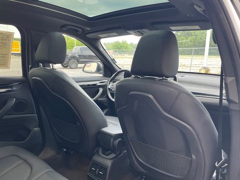 Used 2019 BMW X1 xDrive28i w/ Convenience Package AWD/4WD image 25