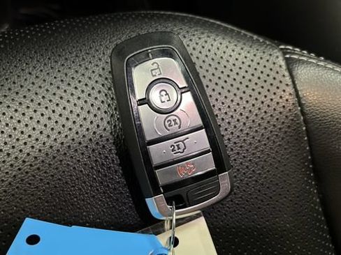 Used 2022 Ford Escape SEL w/ Equipment Group 302A AWD/4WD image 20