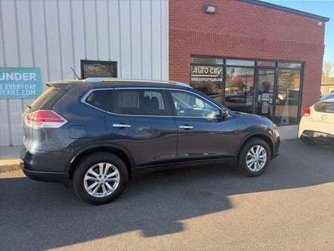 Used 2016 Nissan Rogue SV w/ SV Premium Package image 26