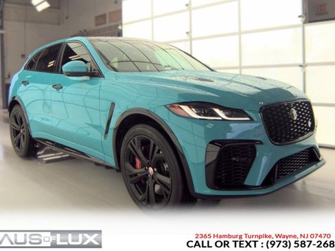 Used 2021 Jaguar F-PACE SVR AWD/4WD image 1