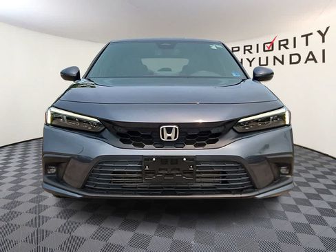 Used 2023 Honda Civic Sport Touring image 2