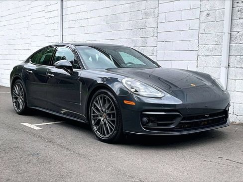 Certified 2023 Porsche Panamera 4 Platinum Edition AWD/4WD image 7