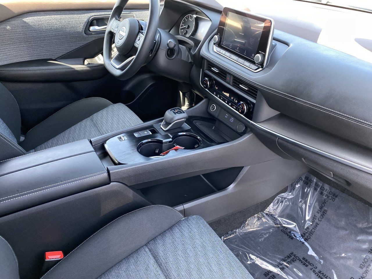 Certified 2023 Nissan Rogue SV FWD image 9