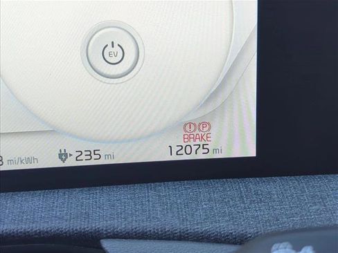 Used 2024 Kia EV6 Wind w/ Wind Technology Package image 11