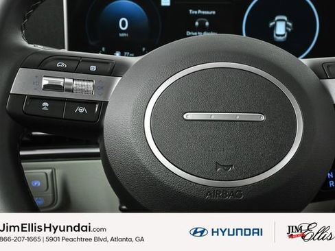 Certified 2025 Hyundai Tucson SEL image 18