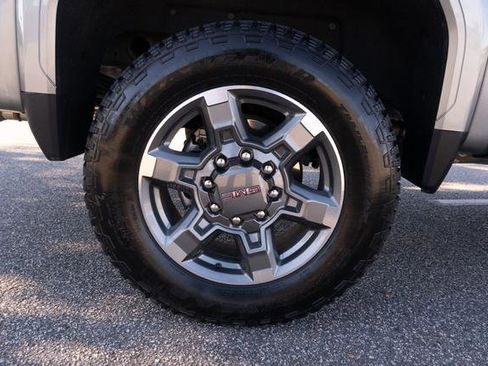 Used 2026 GMC Sierra 2500 AT4 image 42