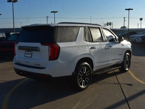 Used 2024 GMC Yukon AT4 image 5