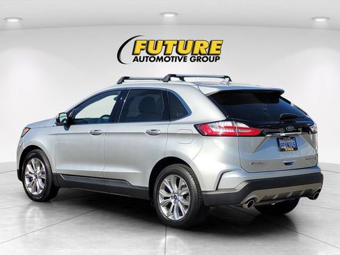 Used 2019 Ford Edge Titanium AWD/4WD image 7