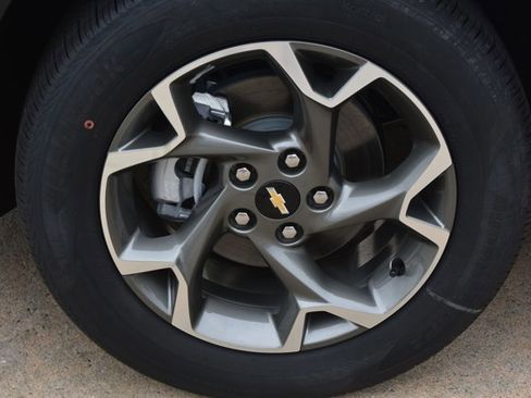 New 2026 Chevrolet Trax LT image 11