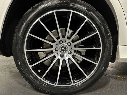 Used 2022 Mercedes-Benz GLE 350 4MATIC image 9