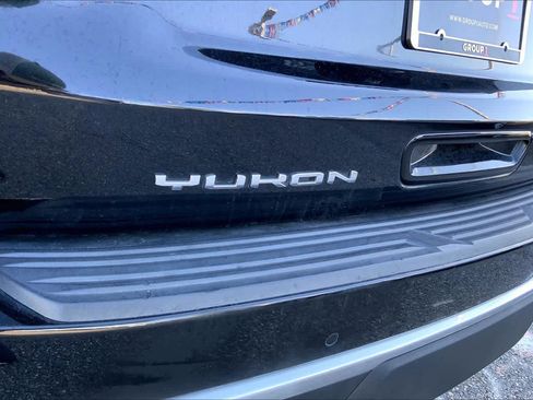 Used 2023 GMC Yukon XL Denali AWD/4WD image 30