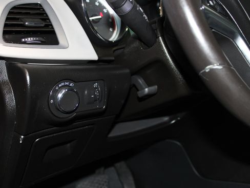 Used 2015 Buick Verano w/ Comfort Package FWD image 20
