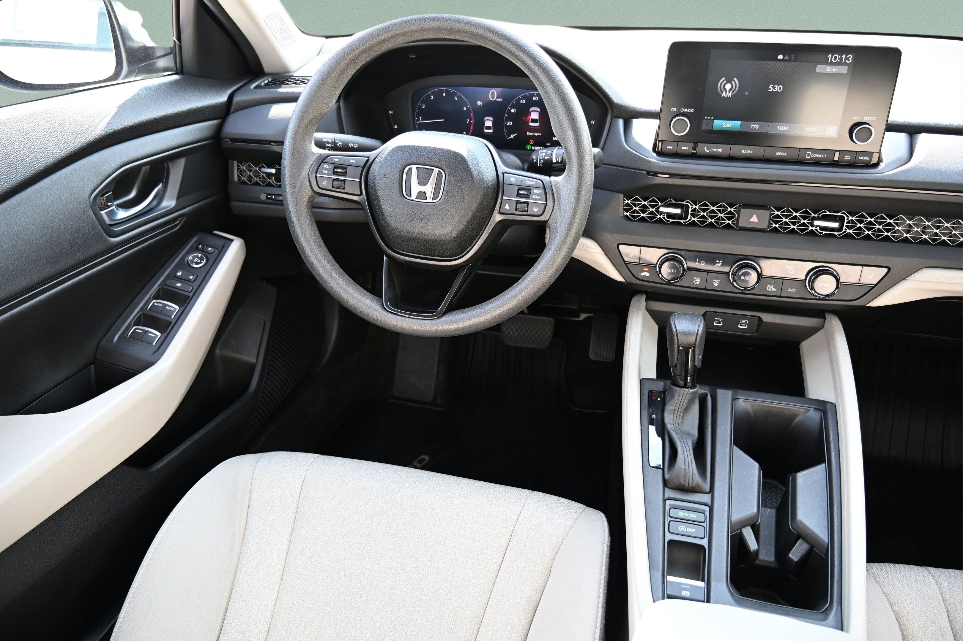 Used 2023 Honda Accord EX image 9