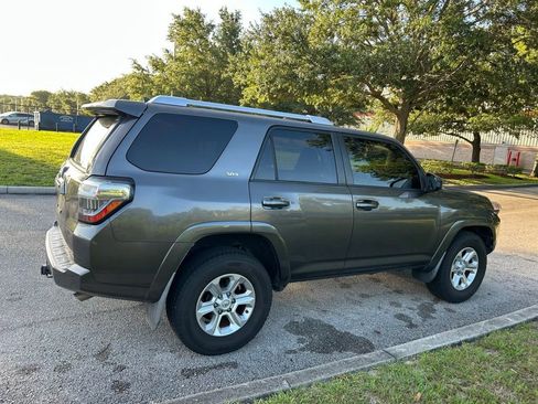 Used 2015 Toyota 4Runner SR5 RWD image 6