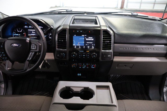 Used 2017 Ford F250 XLT w/ XLT Premium Package AWD/4WD image 7