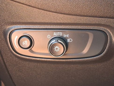Used 2024 Chevrolet Equinox LS AWD/4WD image 26