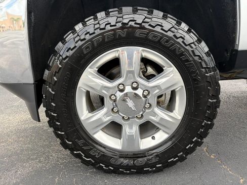 Used 2018 Chevrolet Silverado 2500 LTZ w/ Duramax Plus Package AWD/4WD image 11