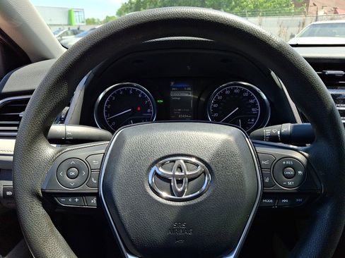 Used 2019 Toyota Camry LE w/ Convenience Package FWD image 25